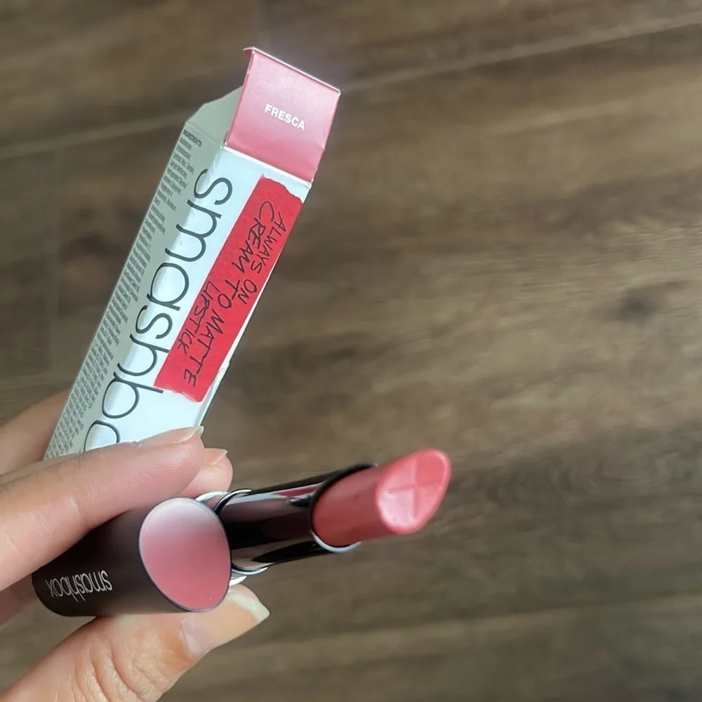 long-wearing, transfer-resistant, vegan lipstick,  teardrop-shaped tip